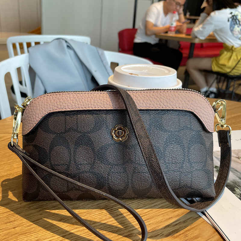 The Ava Clutch