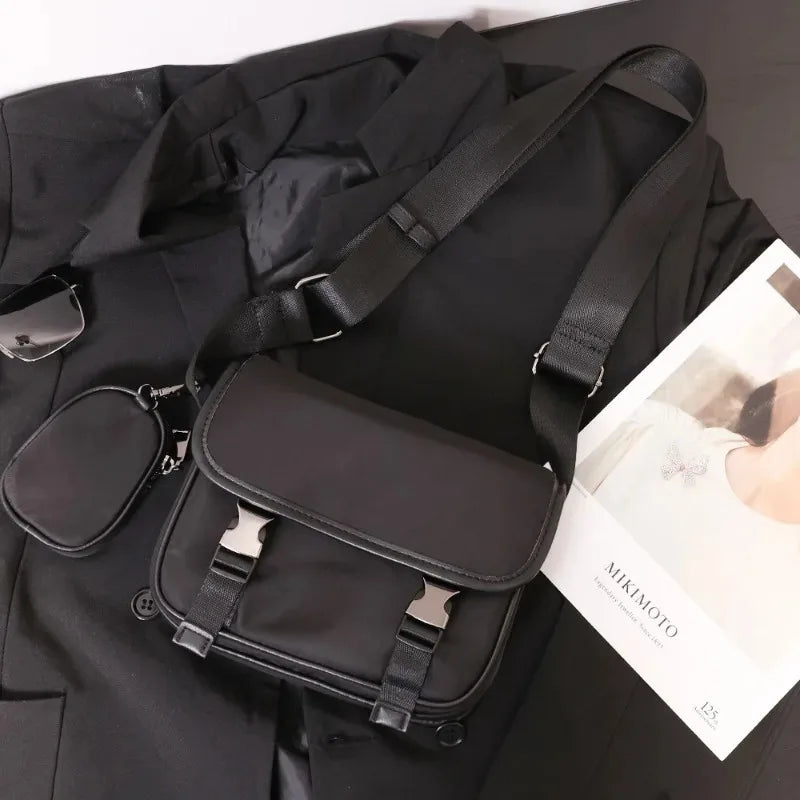 The Atlas 3-in-1 Messenger