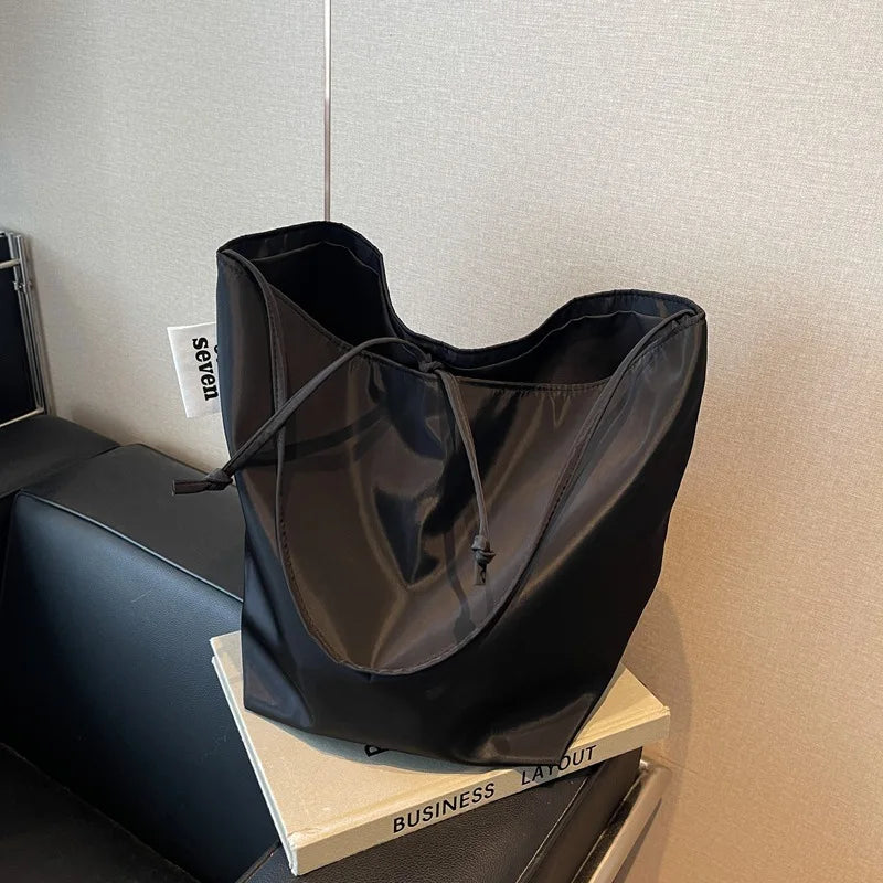 The Nova Tote