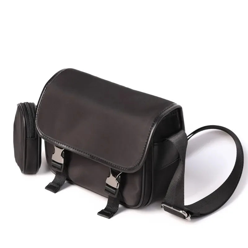 The Atlas 3-in-1 Messenger
